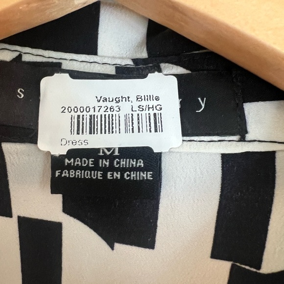 NWOT***SANCTUARY***DRESS Super Lightweight perfect for Spring and Summer. - Picture 4 of 9